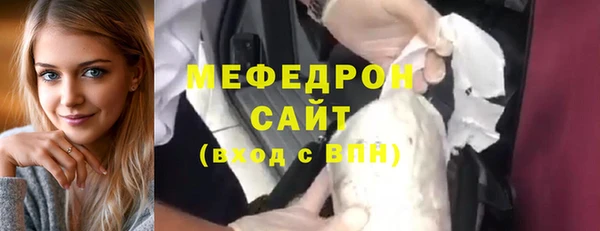 твердый Аксай