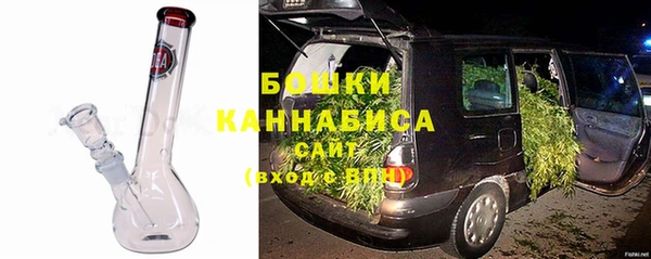 твердый Аксай